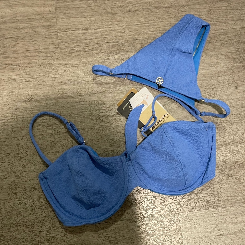 NWT vix blue ribbed bikini sz XS/L cup, Brazilian cut